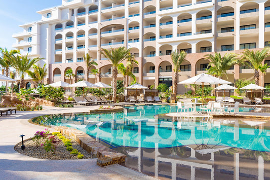 Deluxe Studio Pool View