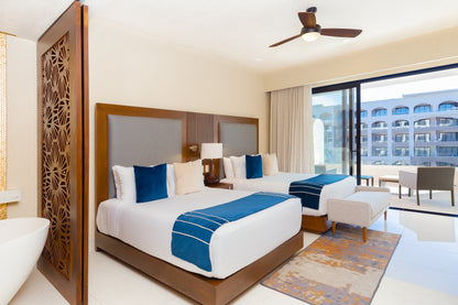 Deluxe Studio Pool View